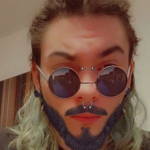 Meet your Posher, James